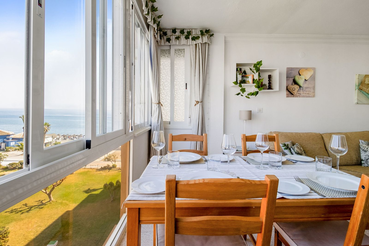Apartment for sale in Torrox Costa | 1 bedrooms H5067043