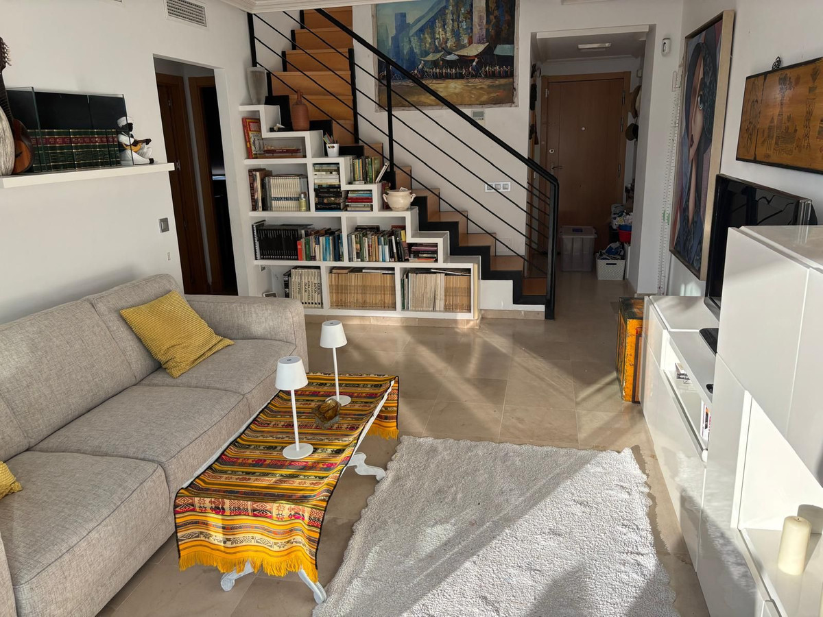 Appartement te koop in Torrox Costa | 2 slaapkamers H5085655