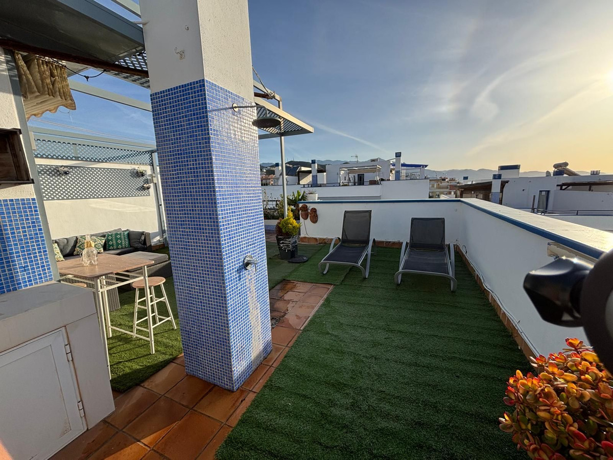 Appartement te koop in Torrox Costa | 2 slaapkamers H5085655