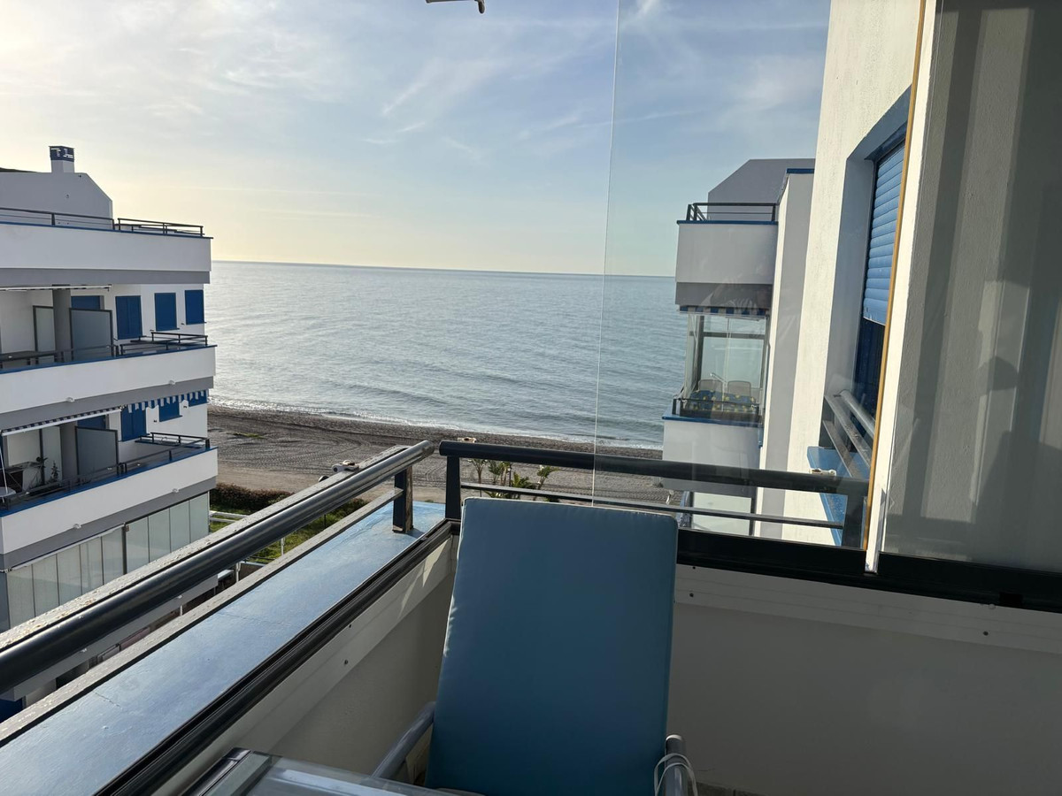 Appartement te koop in Torrox Costa | 2 slaapkamers H5085655