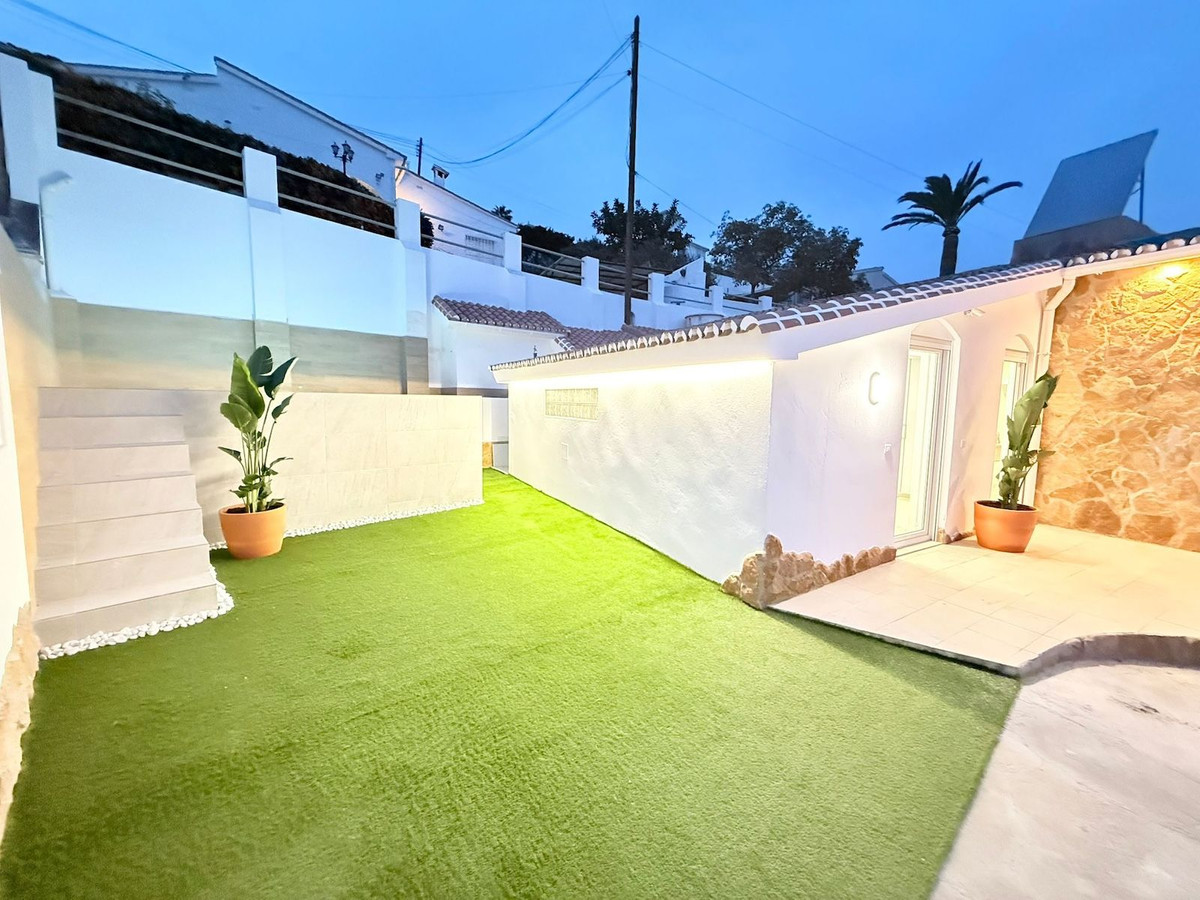 Huis te koop in Torrox Costa | 4 slaapkamers H5117845