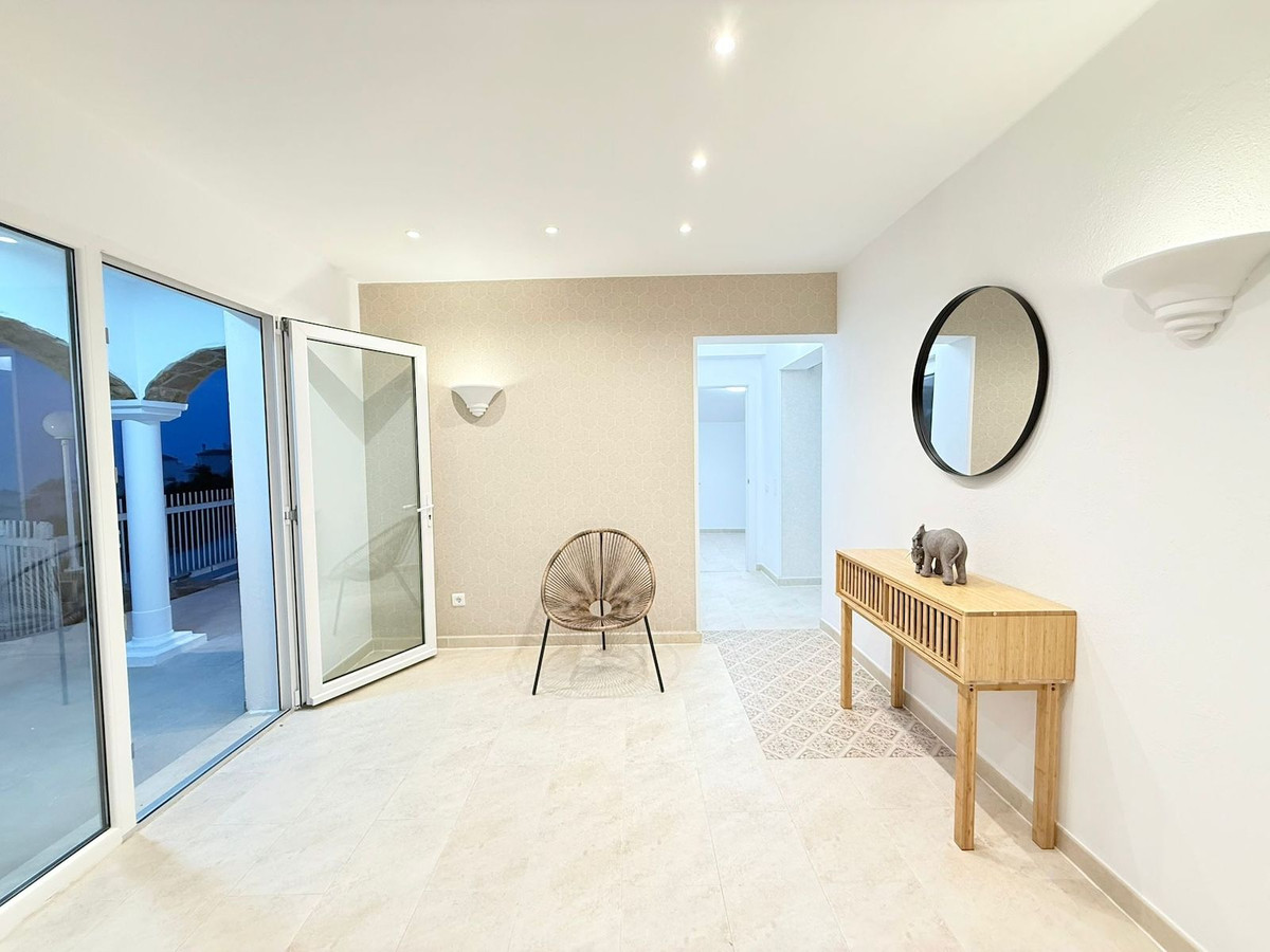 Huis te koop in Torrox Costa | 4 slaapkamers H5117845