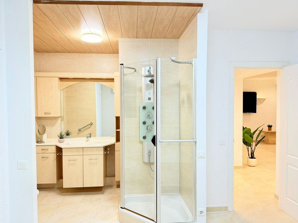 Huis te koop in Torrox Costa | 4 slaapkamers H5117845