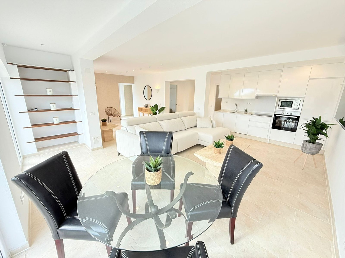 Huis te koop in Torrox Costa | 4 slaapkamers H5117845