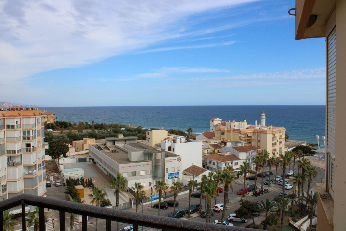 Penthouse te koop in Torrox Costa | 3 slaapkamers H5179258