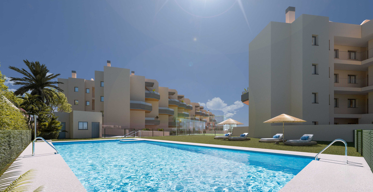 Appartement te koop in Torrox Costa | 1 - 3 slaapkamers H5191855