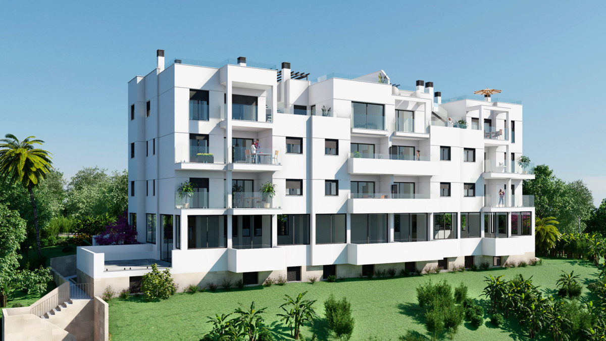 Appartement te koop in Torrox Costa | 2 - 4 slaapkamers H5212369