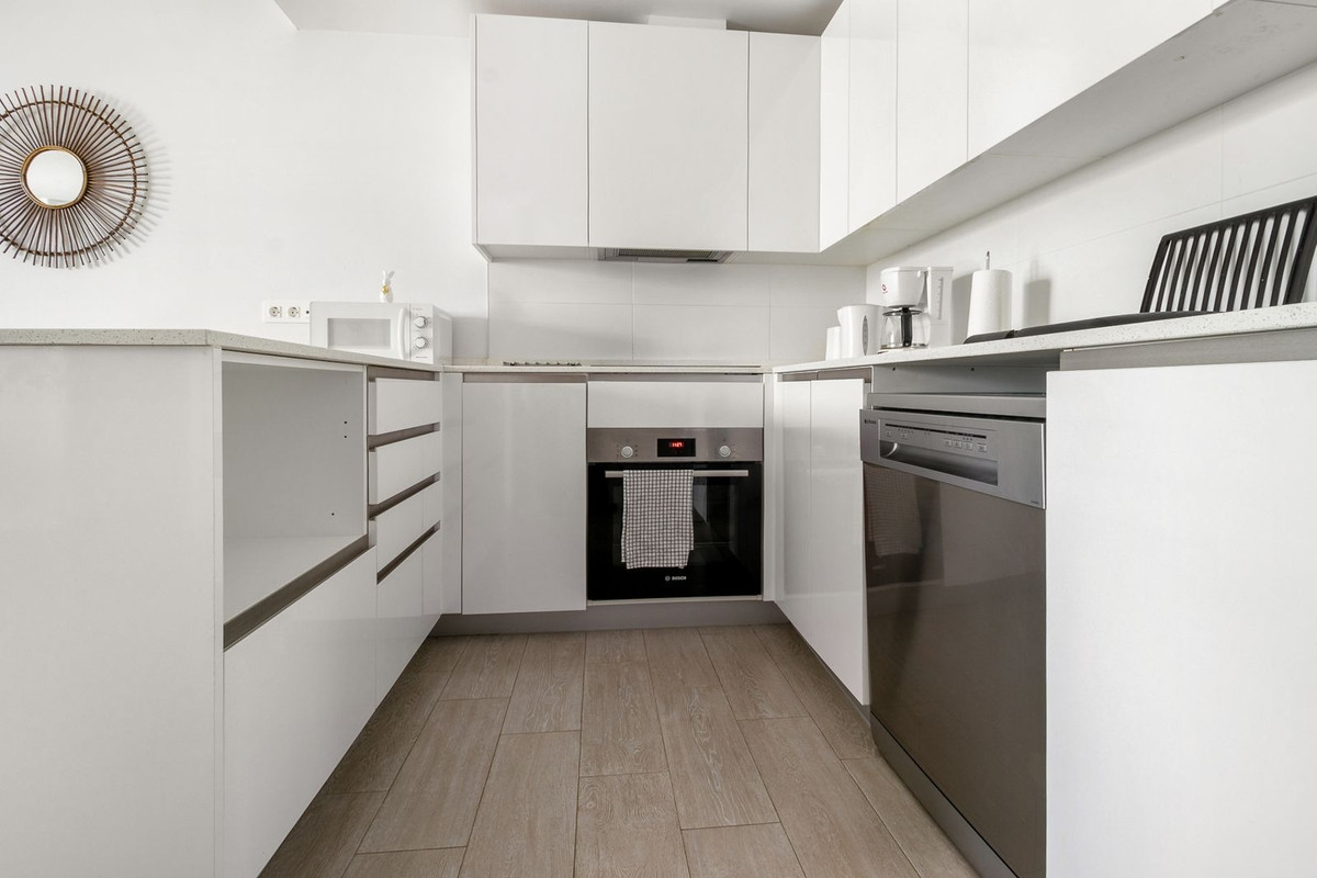 Appartement te koop in Torrox Costa | 3 slaapkamers H5251357