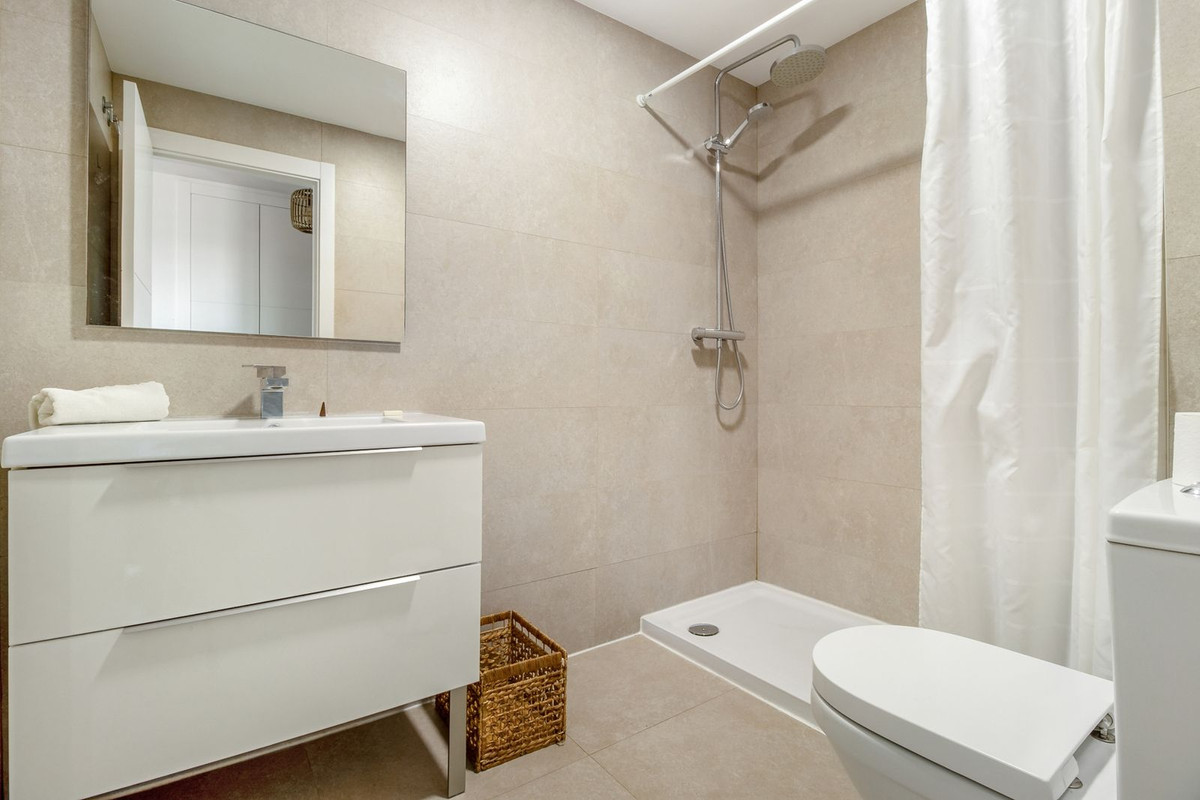 Appartement te koop in Torrox Costa | 3 slaapkamers H5251357