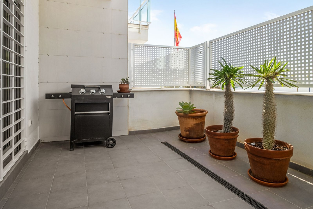 Appartement te koop in Torrox Costa | 3 slaapkamers H5251357