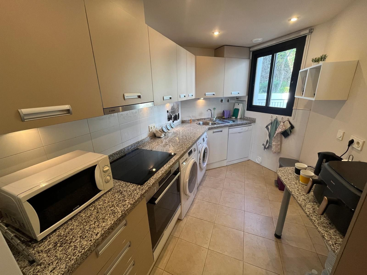 Appartement te koop in Torrox Costa | 2 slaapkamers H5316985