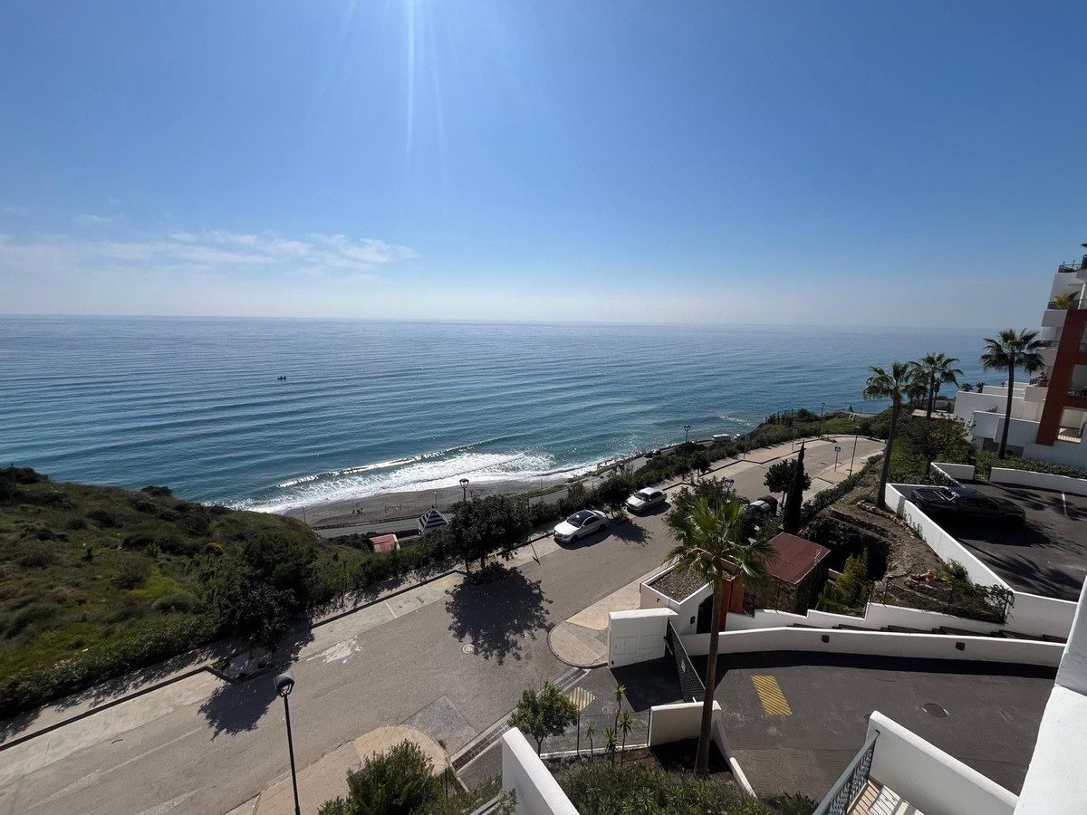 Appartement te koop in Torrox Costa | 2 slaapkamers H5316985