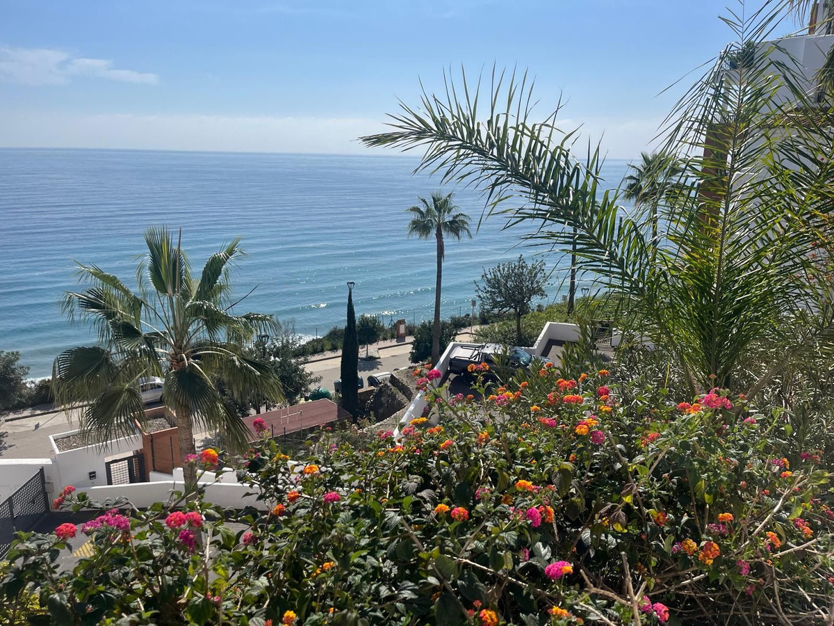 Appartement te koop in Torrox Costa | 2 slaapkamers H5316985