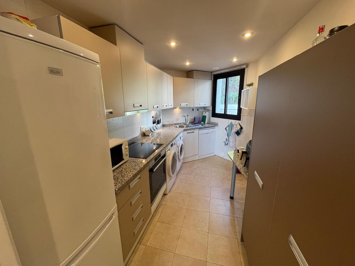 Appartement te koop in Torrox Costa | 2 slaapkamers H5316985