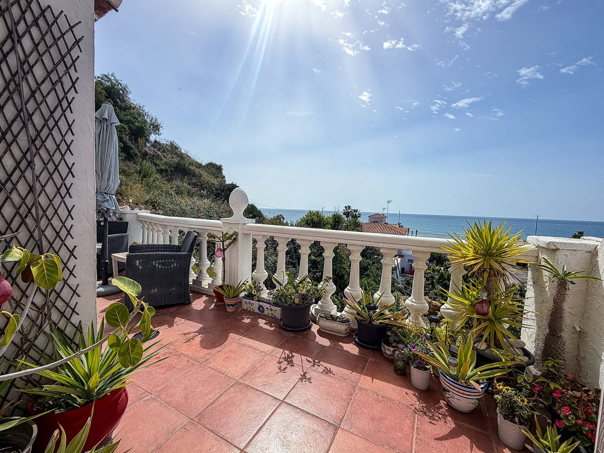 Duplex te koop in Torrox Costa | 2 slaapkamers H5389174