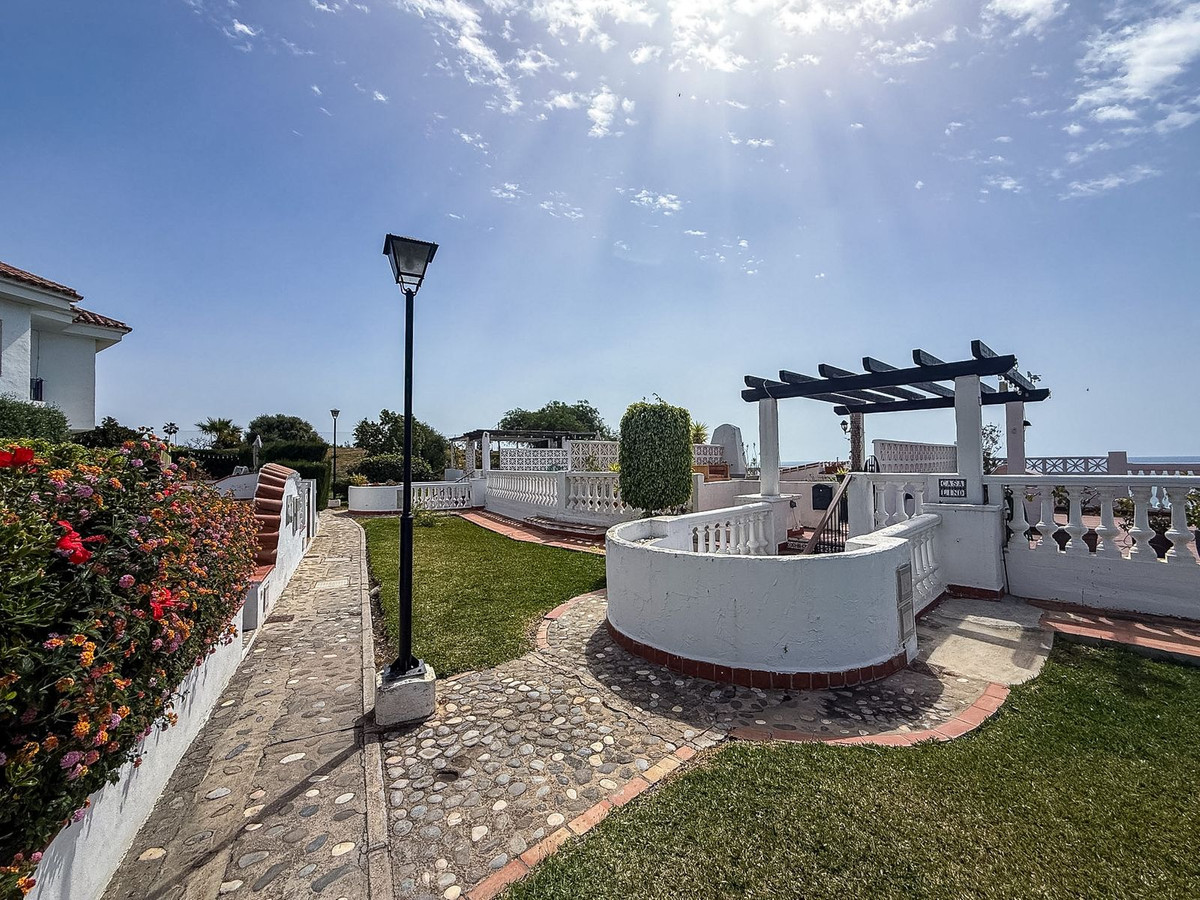 Duplex te koop in Torrox Costa | 2 slaapkamers H5389174