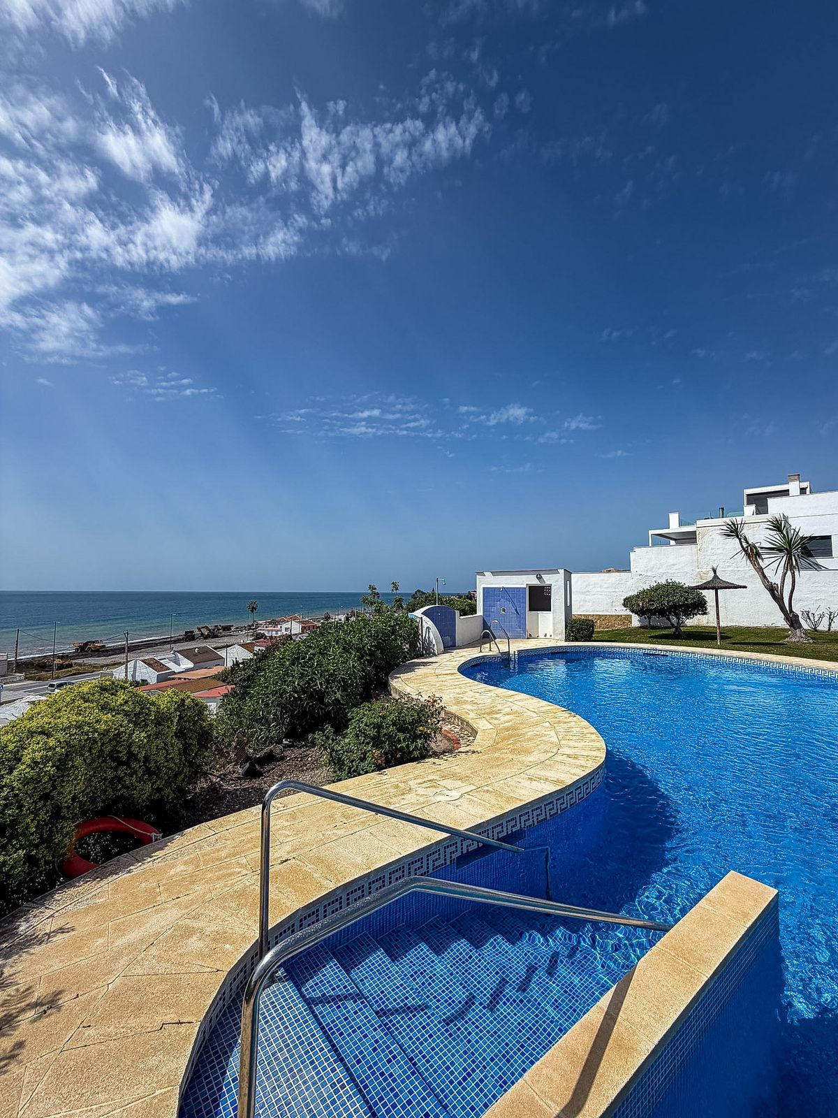 Duplex te koop in Torrox Costa | 2 slaapkamers H5389174