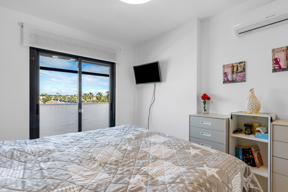 Appartement te koop in Urbanización El Raso | 2 slaapkamers H4981681