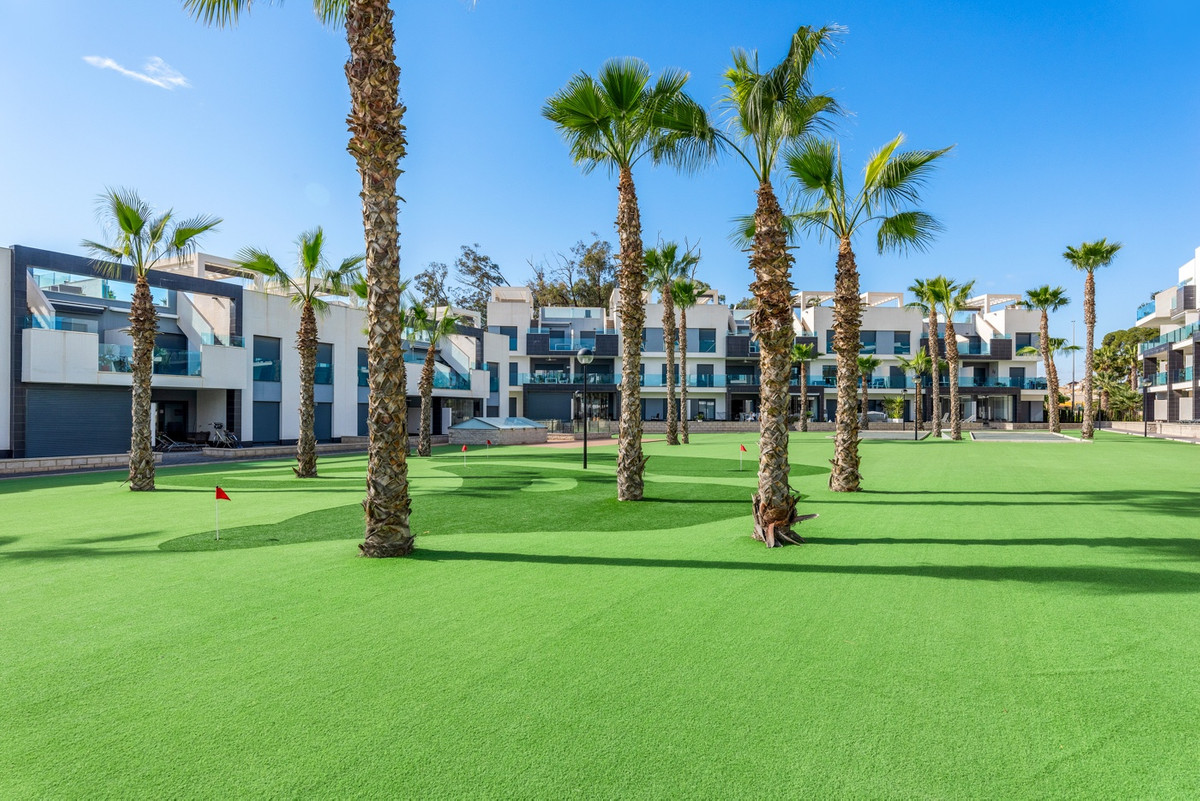 Appartement te koop in Urbanización El Raso | 2 slaapkamers H4981681