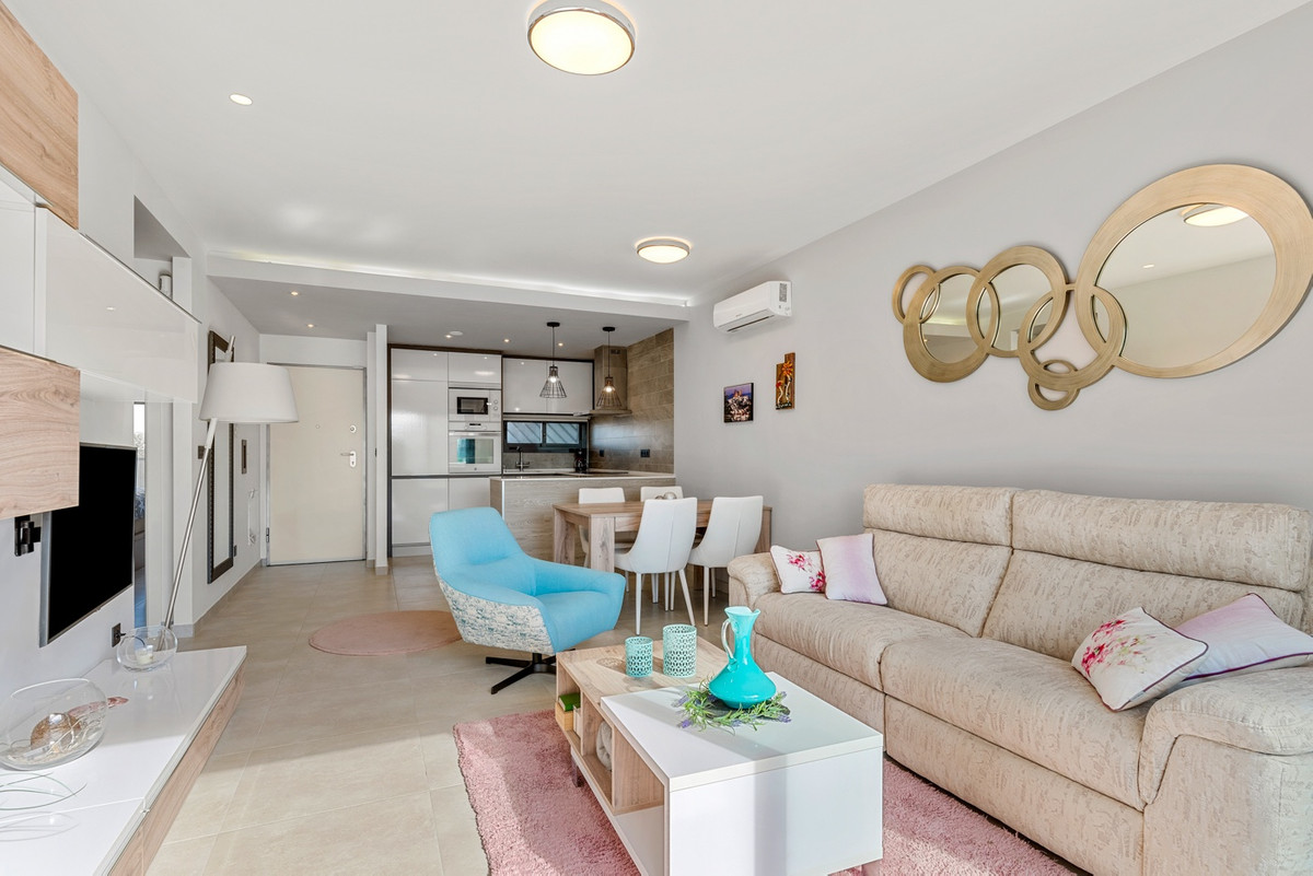 Appartement te koop in Urbanización El Raso | 2 slaapkamers H4981681