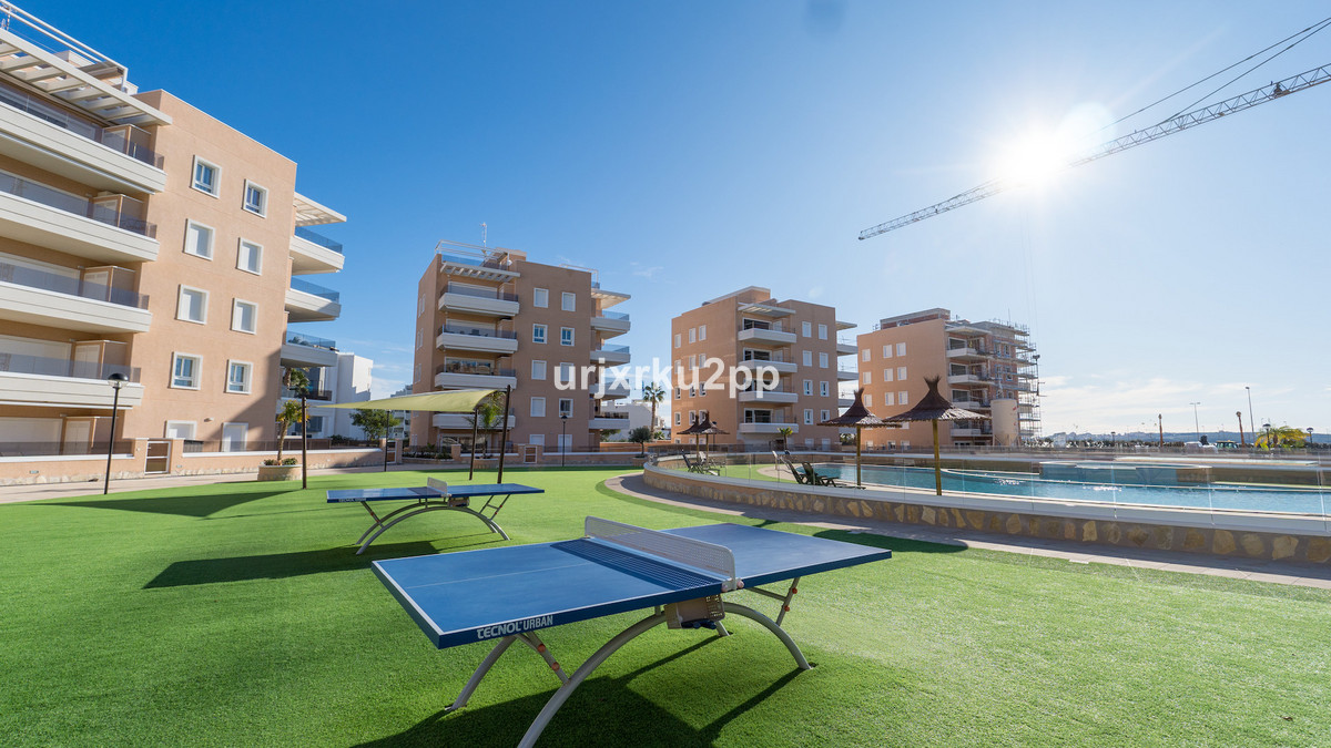 Appartement te koop in Urbanización El Raso | 3 slaapkamers H5284159