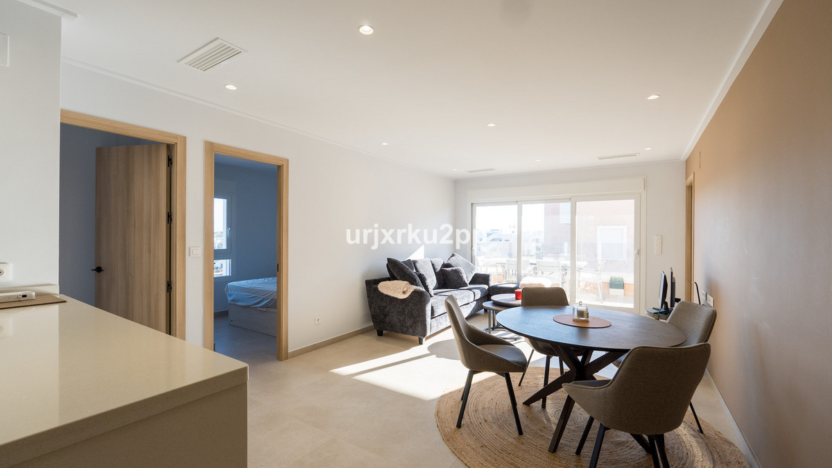 Appartement te koop in Urbanización El Raso | 3 slaapkamers H5284159