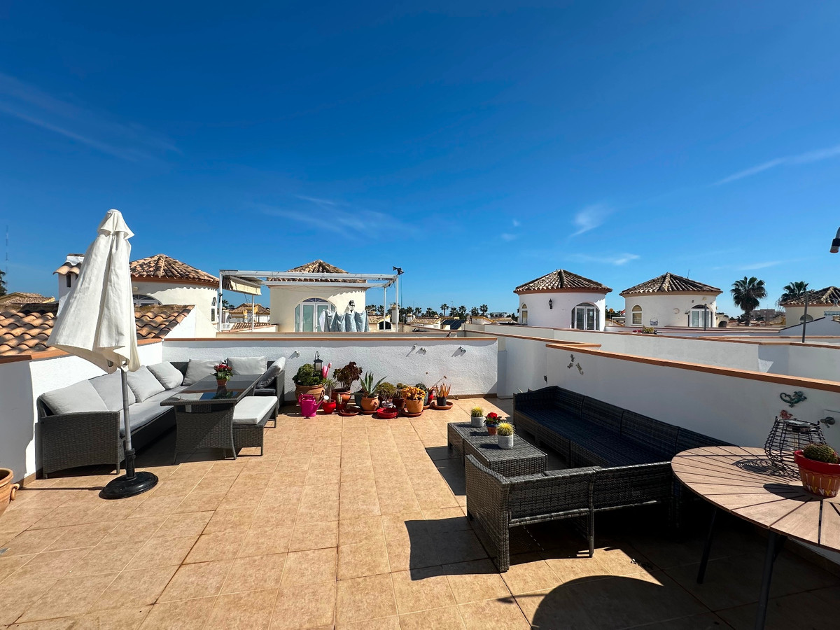 Huis te koop in Urbanización El Raso | 3 slaapkamers H5327860