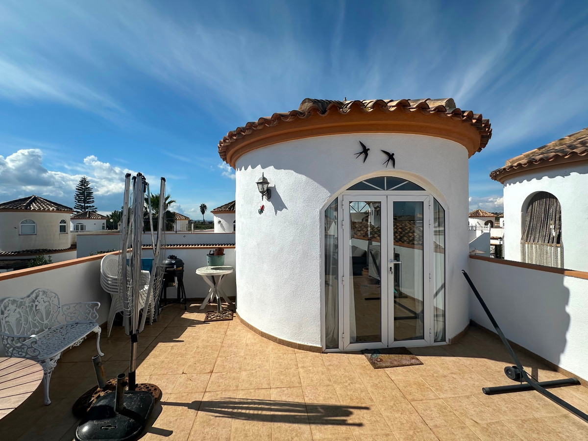 Huis te koop in Urbanización El Raso | 3 slaapkamers H5327860