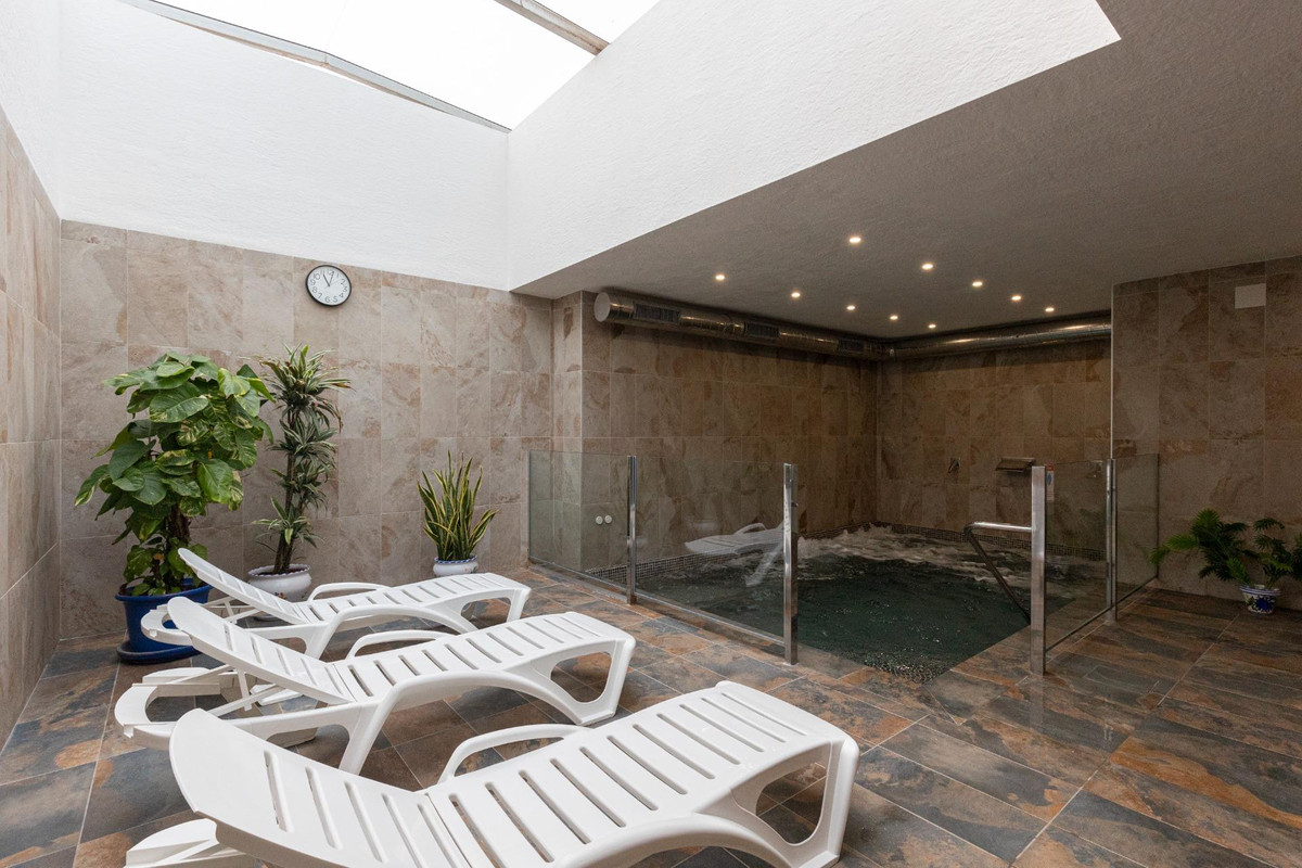 Appartement te koop in Urbanización El Raso | 2 slaapkamers H5342863