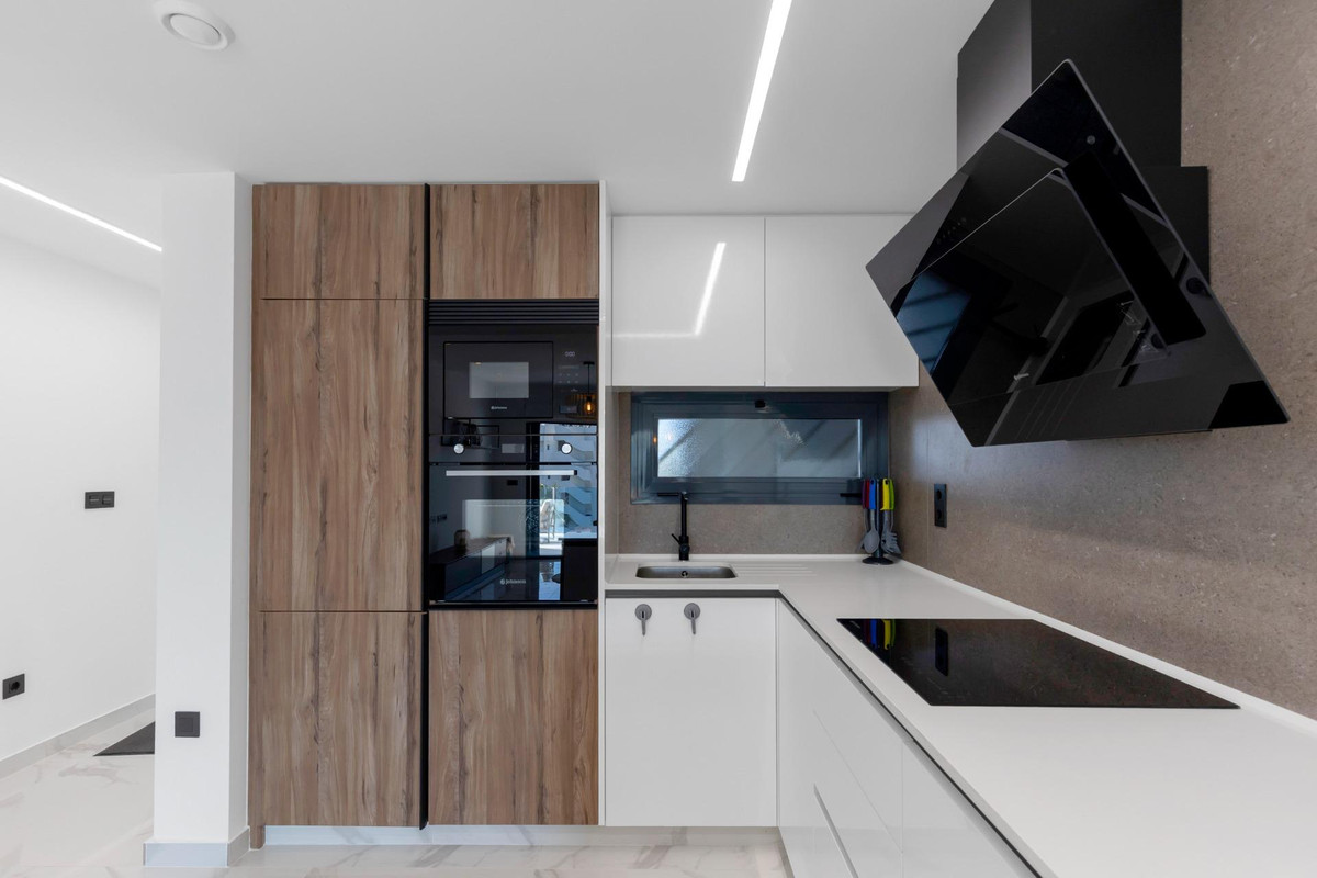 Appartement te koop in Urbanización El Raso | 2 slaapkamers H5342863