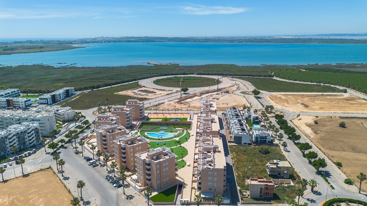 Appartement te koop in Urbanización El Raso | 3 slaapkamers H5393560