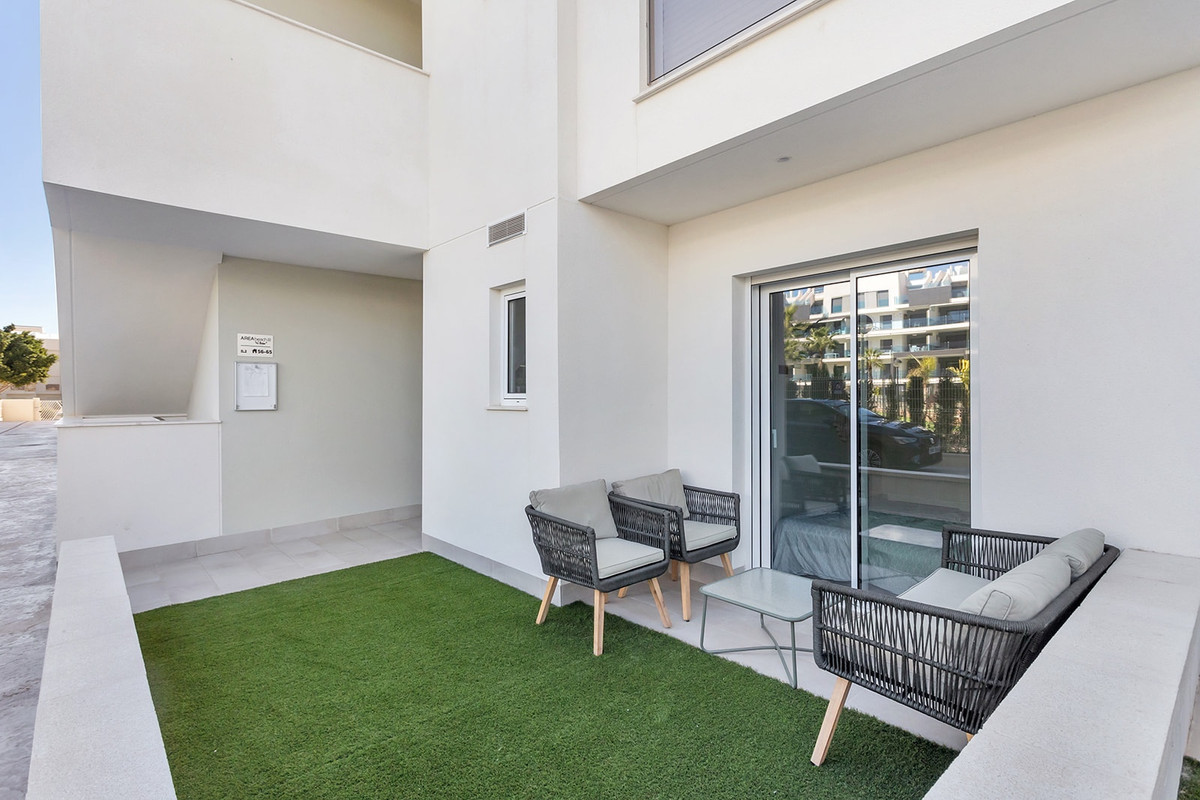 Appartement te koop in Urbanización El Raso | 2 slaapkamers H5492719