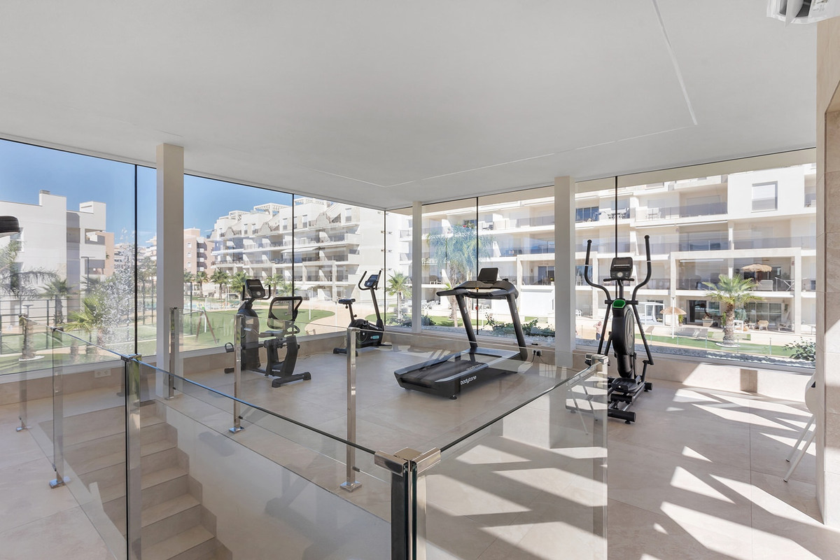 Appartement te koop in Urbanización El Raso | 2 slaapkamers H5492719