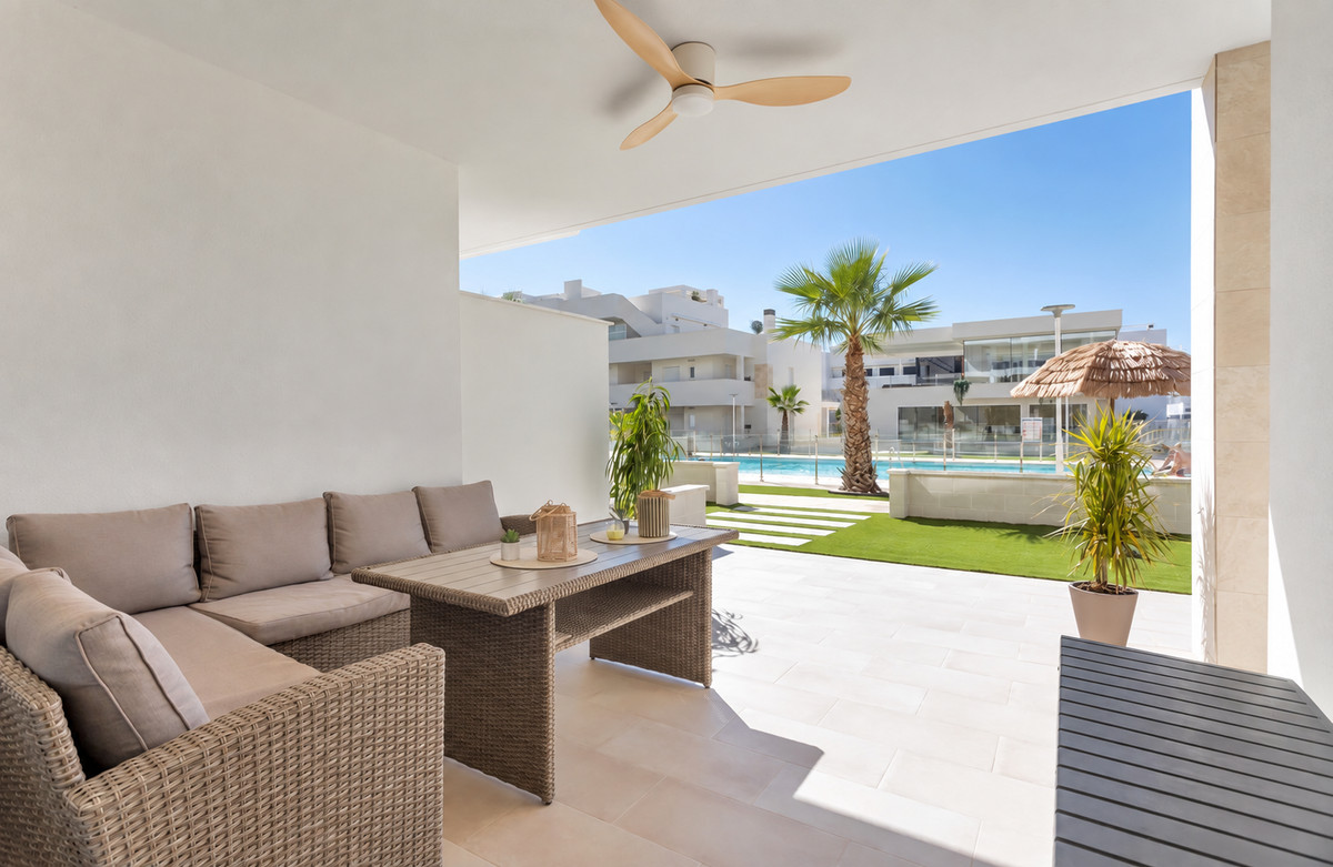 Appartement te koop in Urbanización El Raso | 2 slaapkamers H5492719