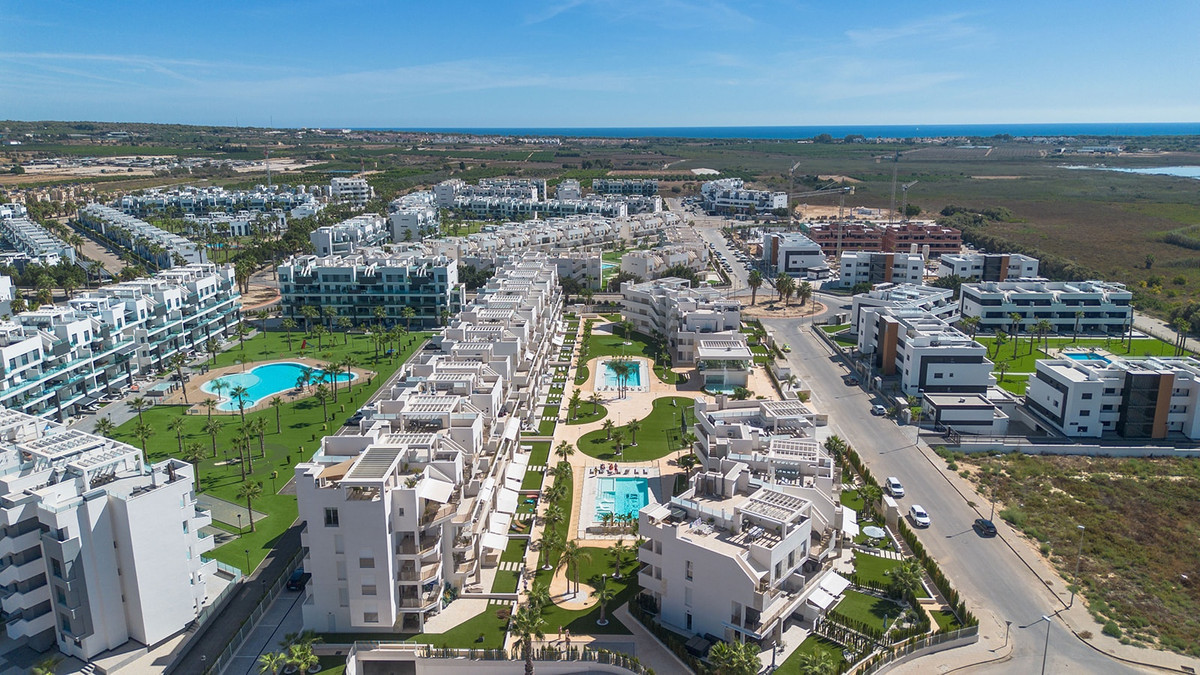 Appartement te koop in Urbanización El Raso | 2 slaapkamers H5492719