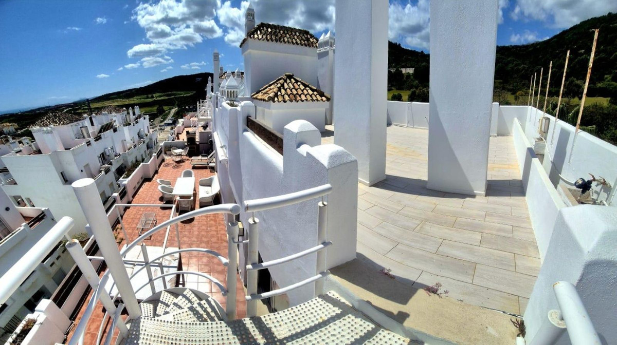 Penthouse Duplex in Valle Romano-8