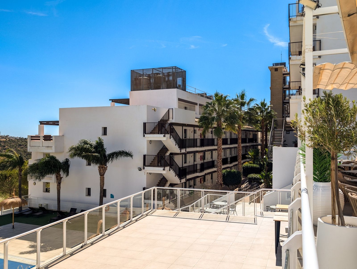 Appartement te koop in Valle Romano | 2 slaapkamers H5040043
