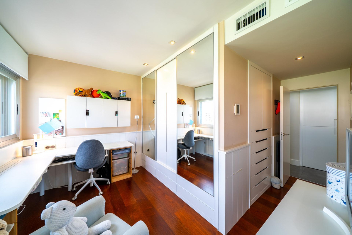 Appartement te koop in Villajoyosa | 4 slaapkamers H5335972