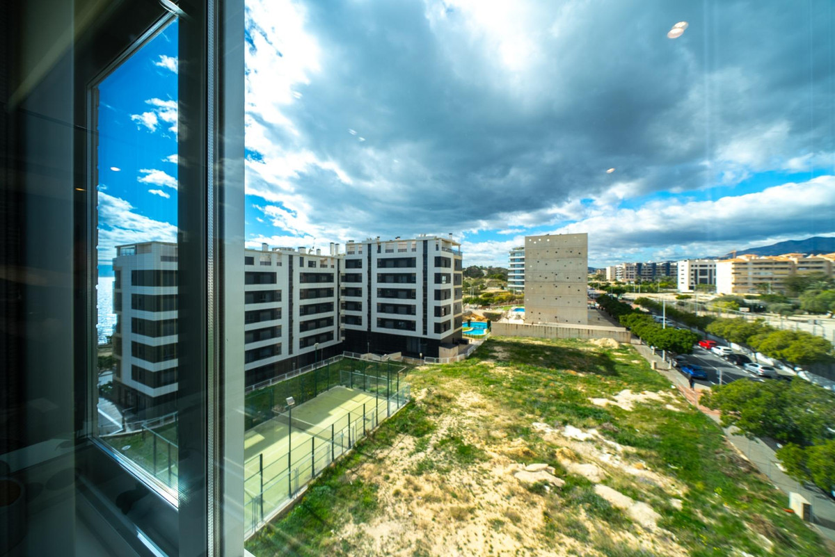 Appartement te koop in Villajoyosa | 4 slaapkamers H5335972