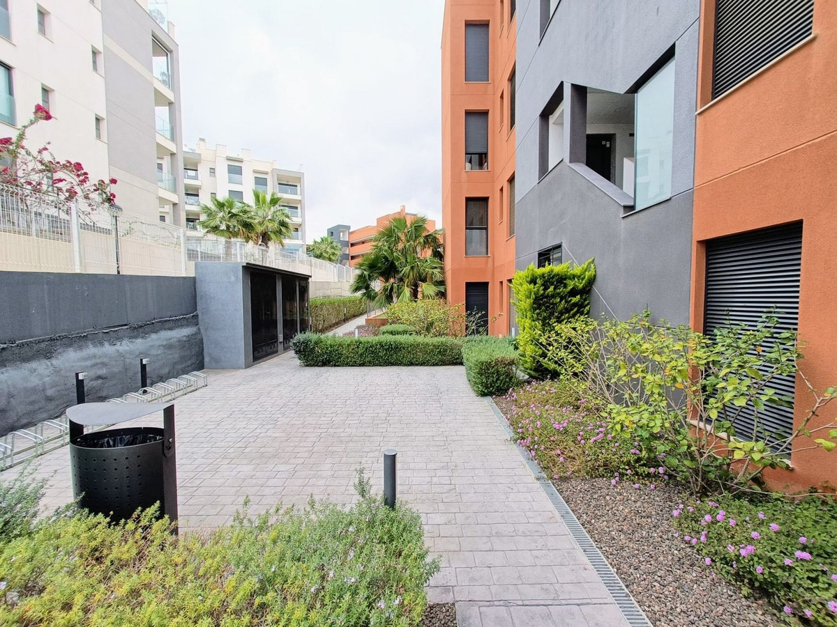 Appartement te koop in Villamartin | 2 slaapkamers H4955515