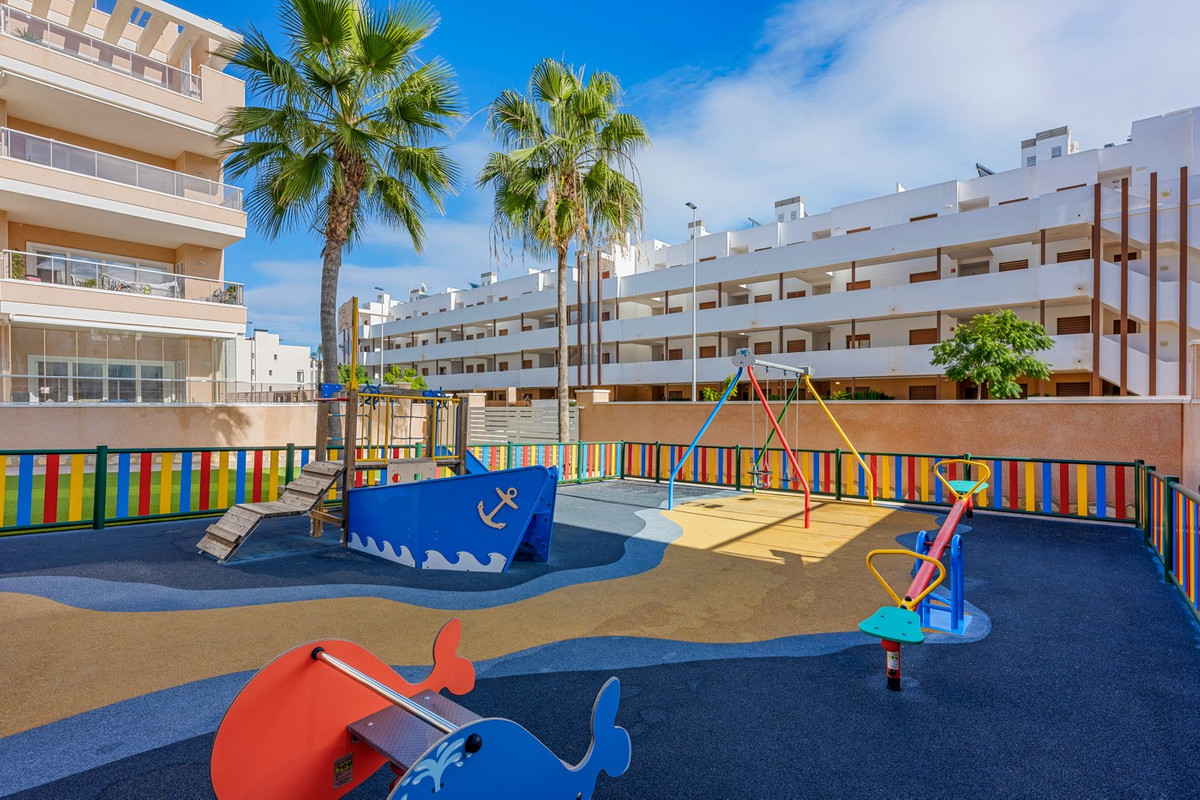 Appartement te koop in Villamartin | 3 slaapkamers H5303413