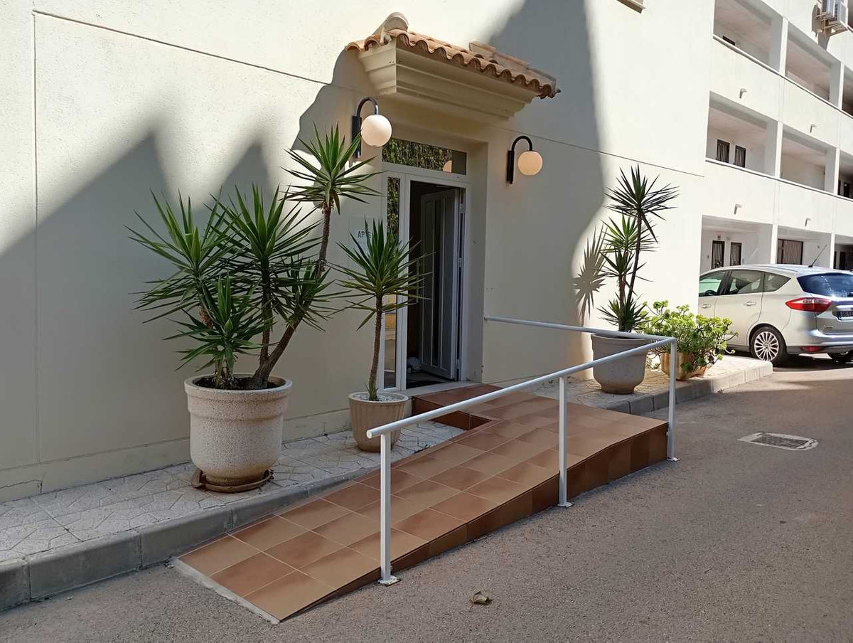 Appartement te koop in Villamartin | 2 slaapkamers H5335774