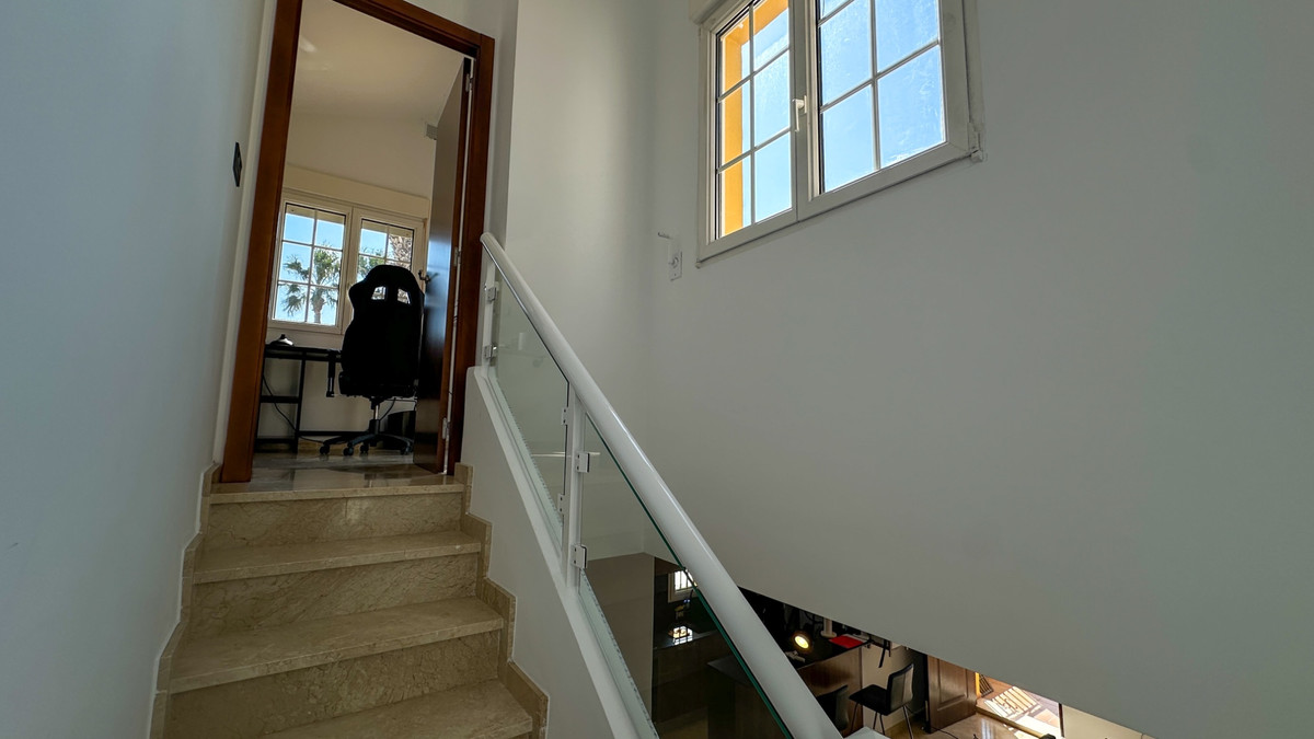 Property main view 32