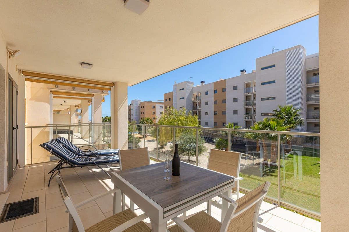 Appartement te koop in Villamartin | 2 slaapkamers H5356396