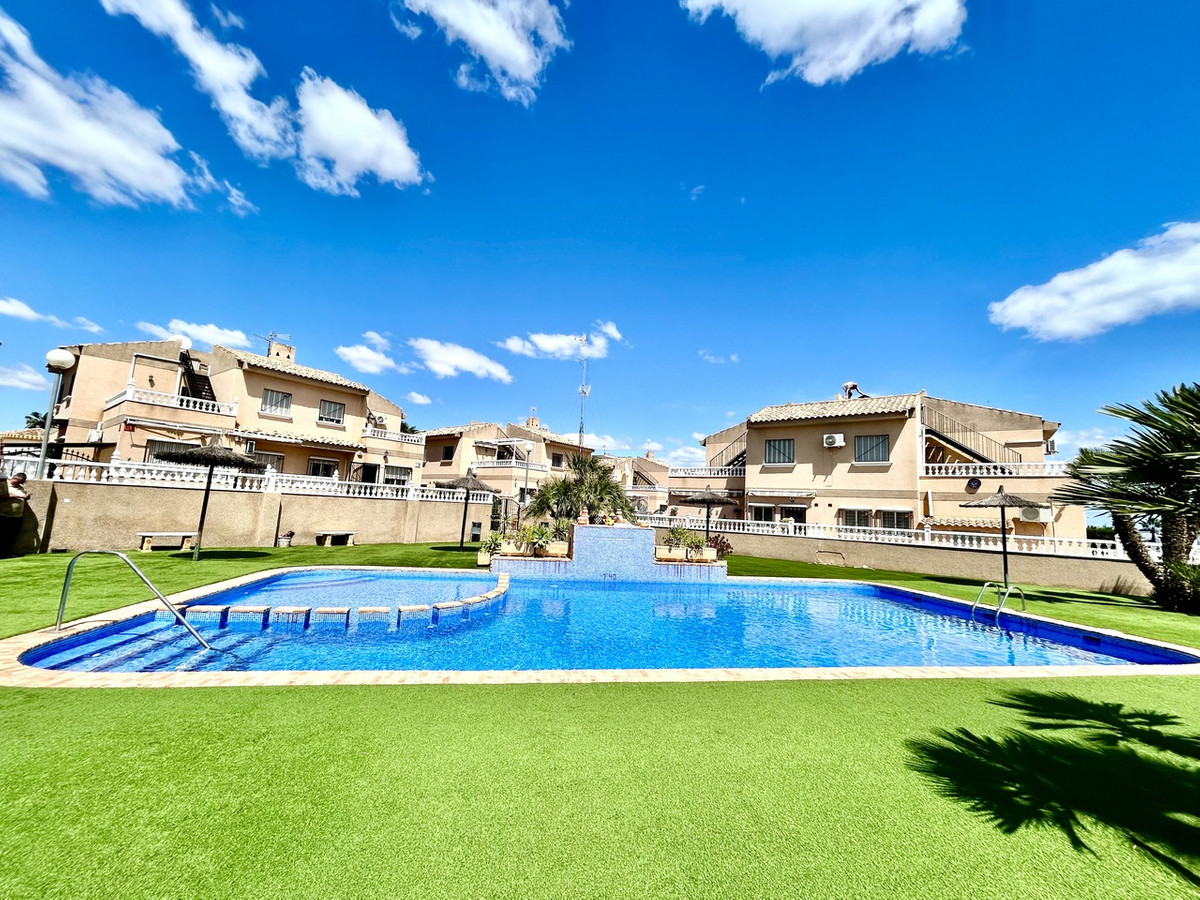Appartement te koop in Villamartin | 2 slaapkamers H5357008