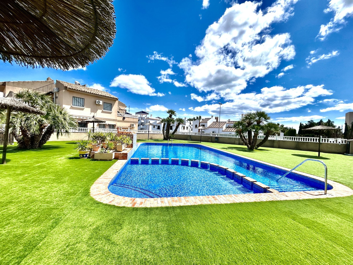 Appartement te koop in Villamartin | 2 slaapkamers H5357008
