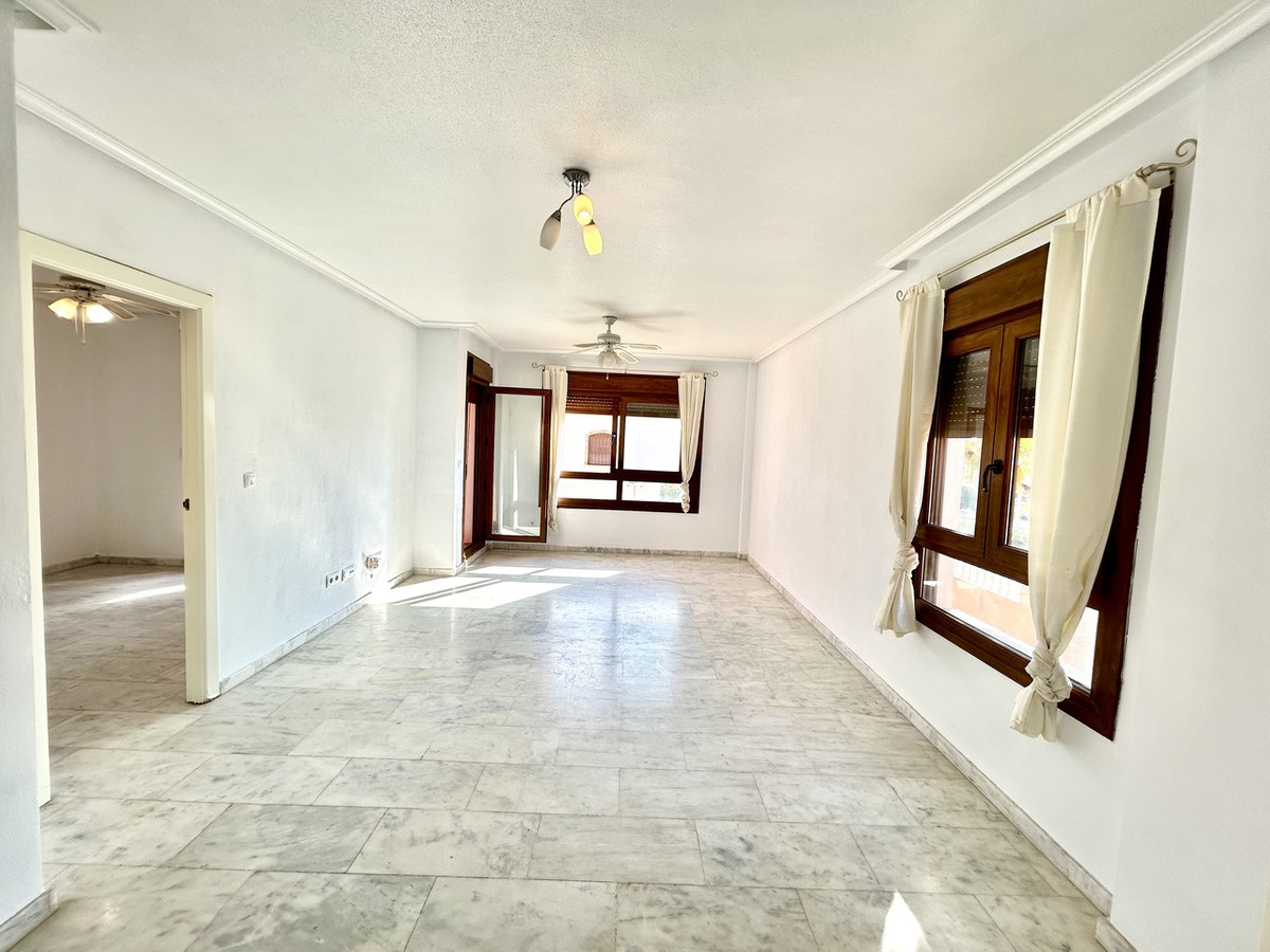 Appartement te koop in Villamartin | 2 slaapkamers H5363056