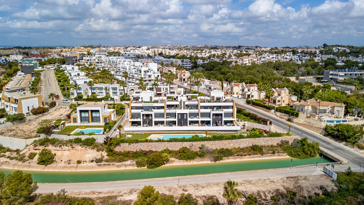 Property main view 32