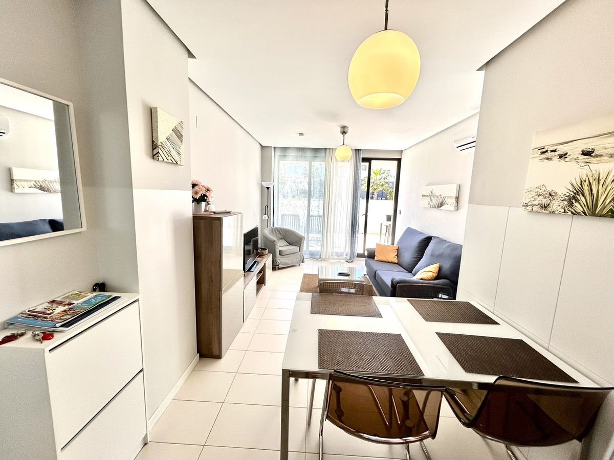 Appartement te koop in Villamartin | 2 slaapkamers H5380321