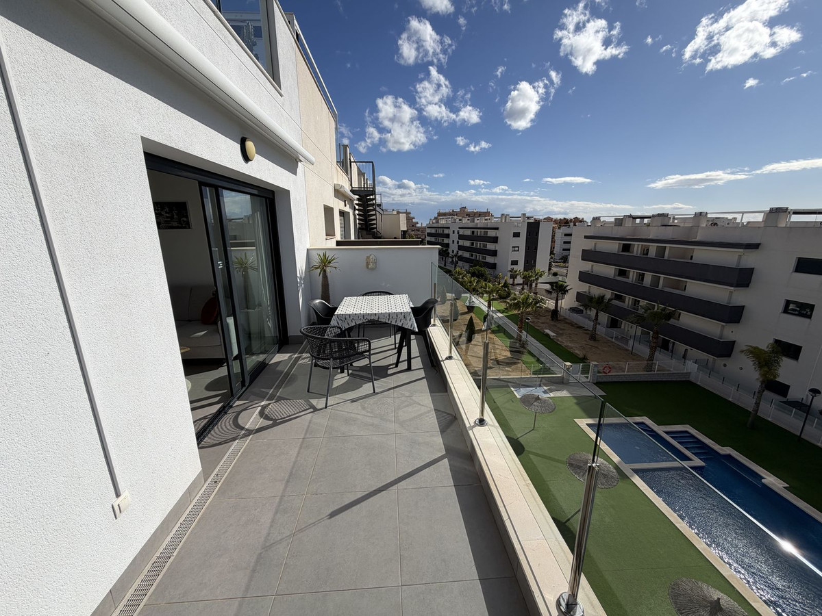 Penthouse te koop in Villamartin | 2 slaapkamers H5382082